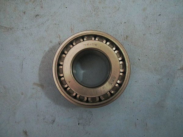 Tapered roller bearing assembly