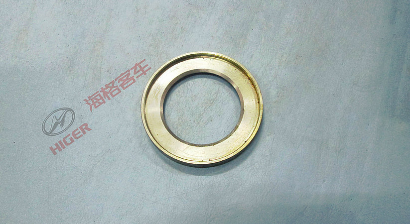 Siège d'étanchéité à l'huile avant