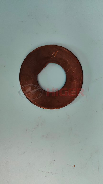 Reducing wear baffle-hub bearing