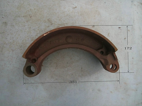 Front brake shoe