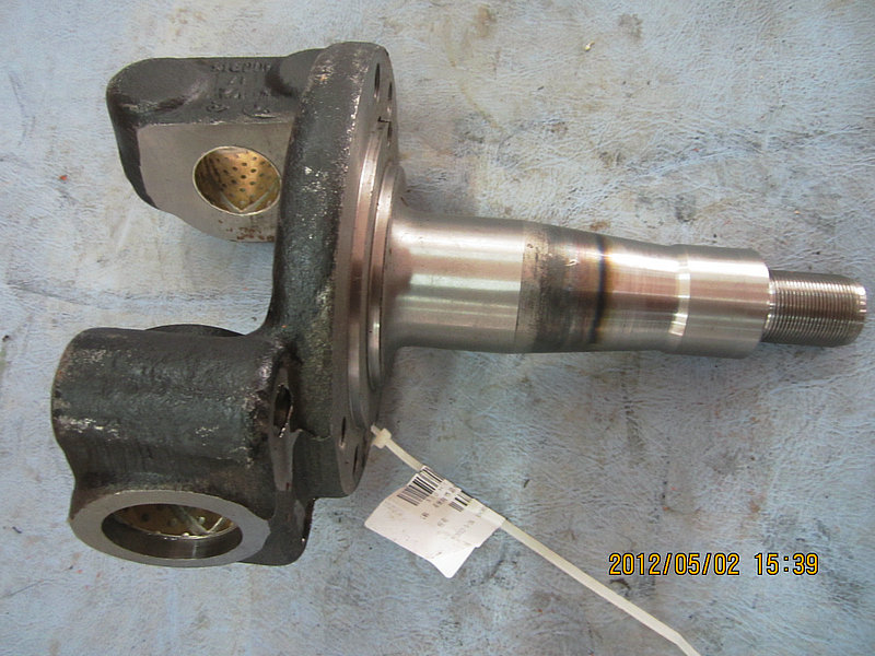 Right turn knuckle assembly