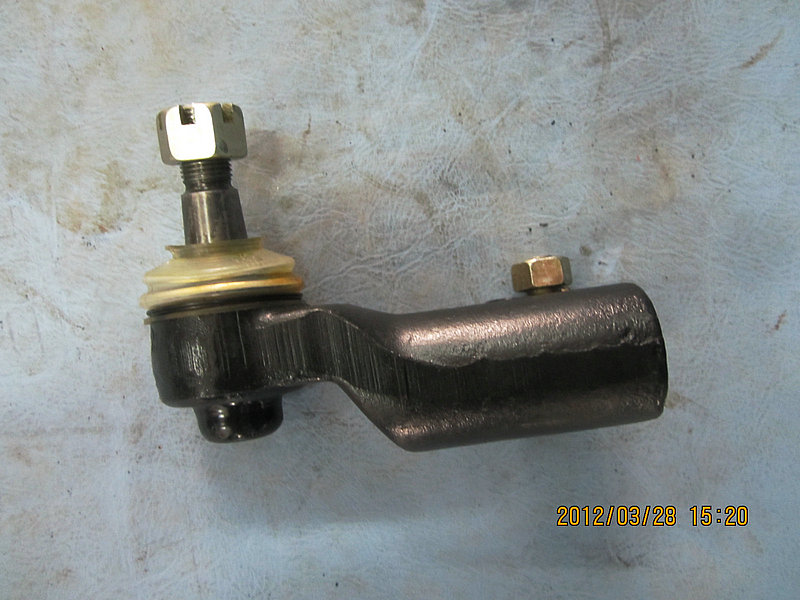 Left-turning cross-tie ball head assembly