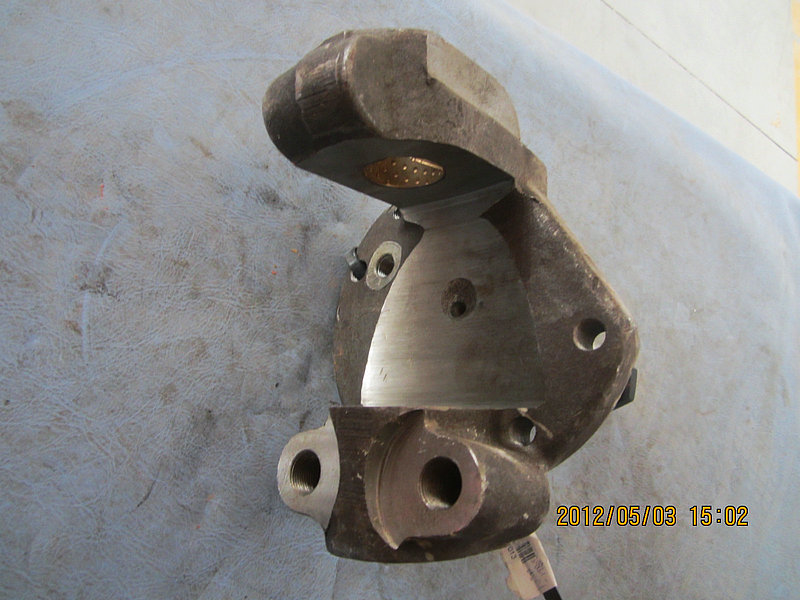 left steering knuckle