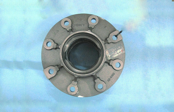Rear wheel hub