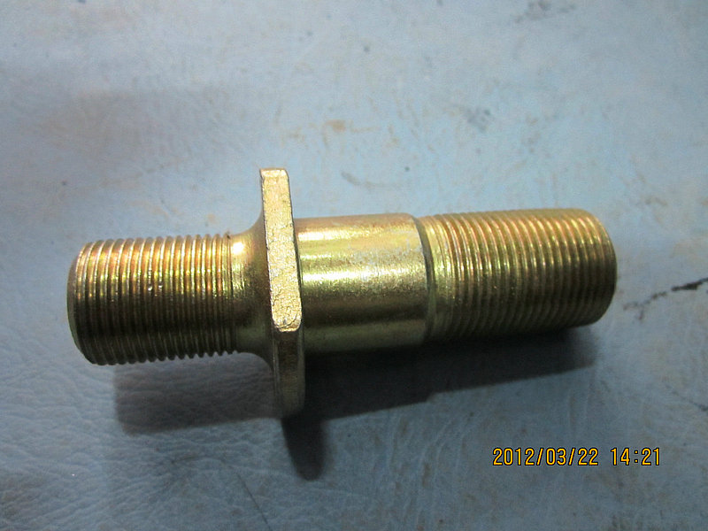 Right wheel bolt