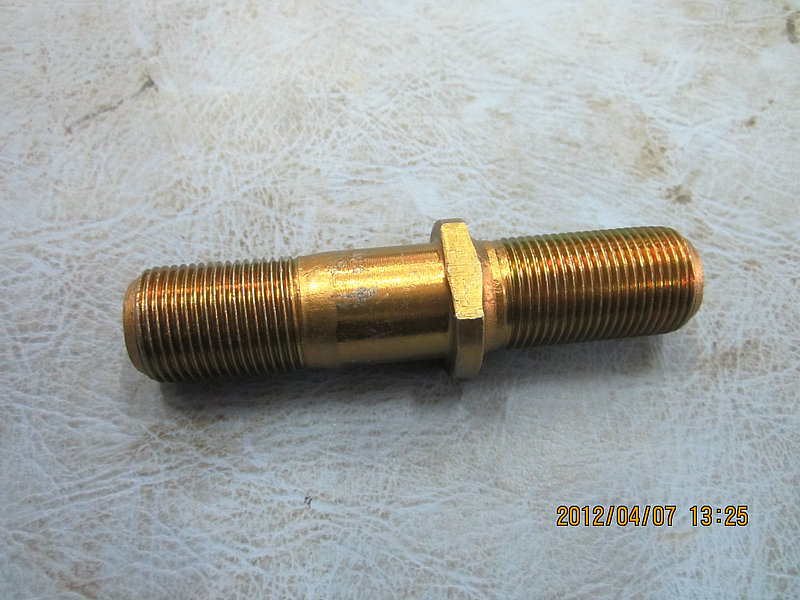Right wheel bolt