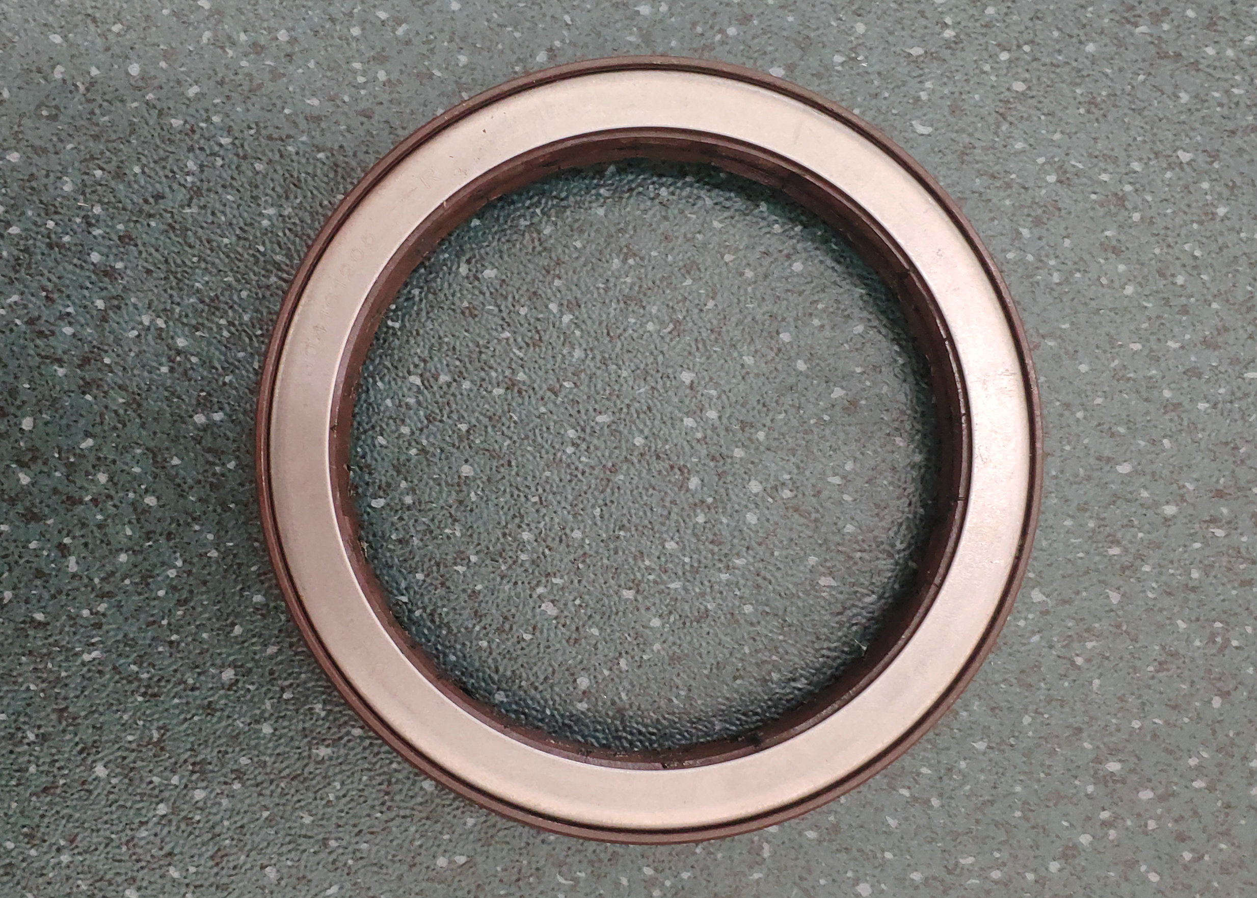 轮毂油封（右）