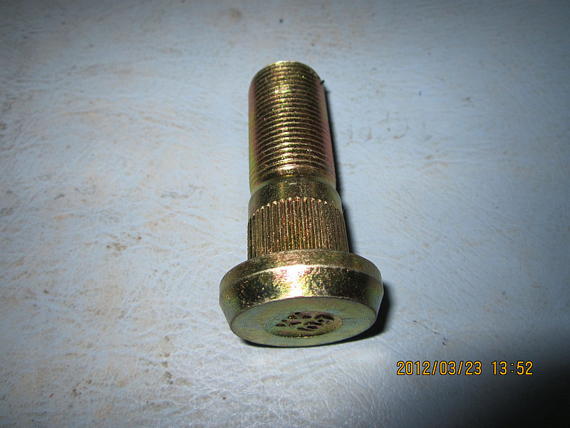 Left wheel bolt