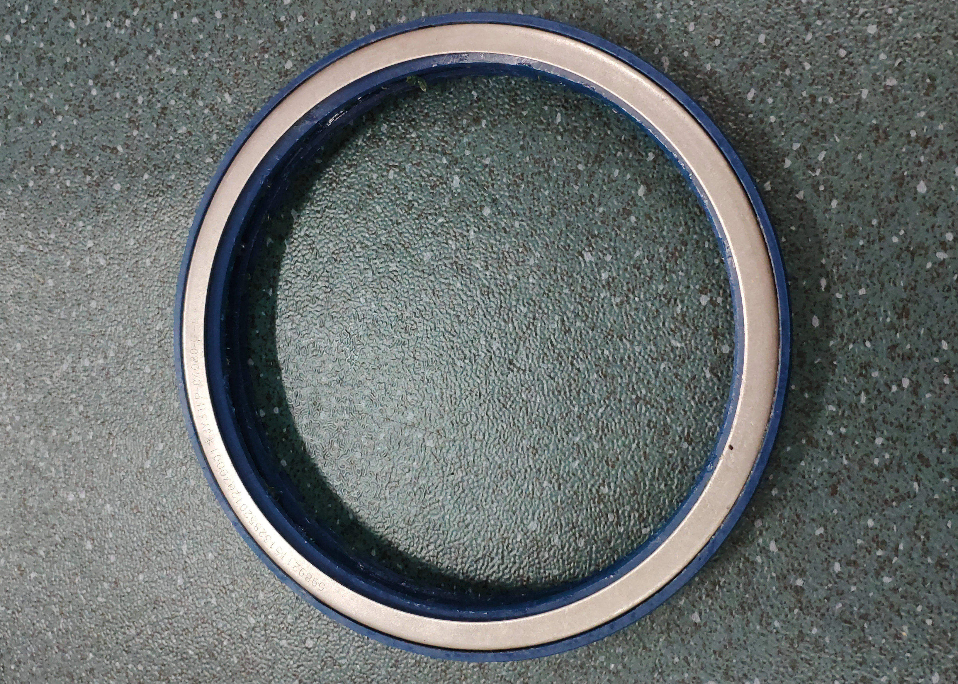 Rear revolver oil seal-1