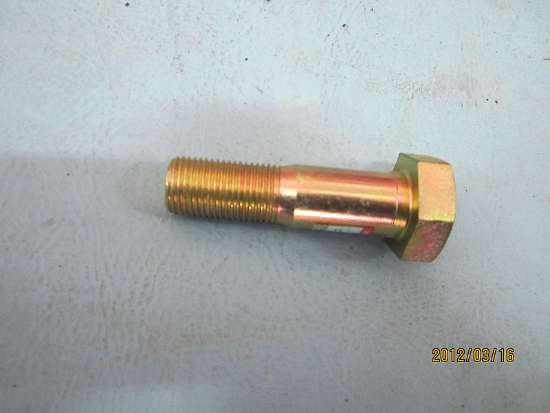 Half shaft fixing bolts