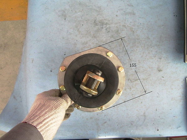 Montage de la pompe (cylindre de roue)-1