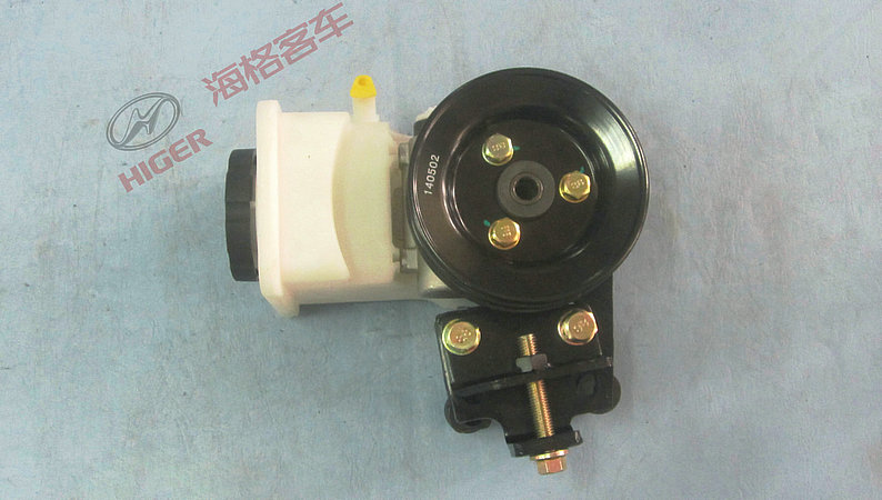 Power steering pump (with bracket)-1