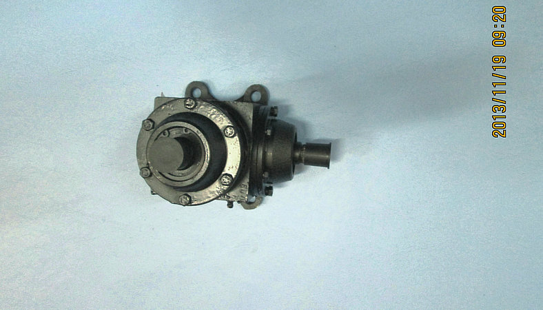 Угловая трансмиссия в сборе-1