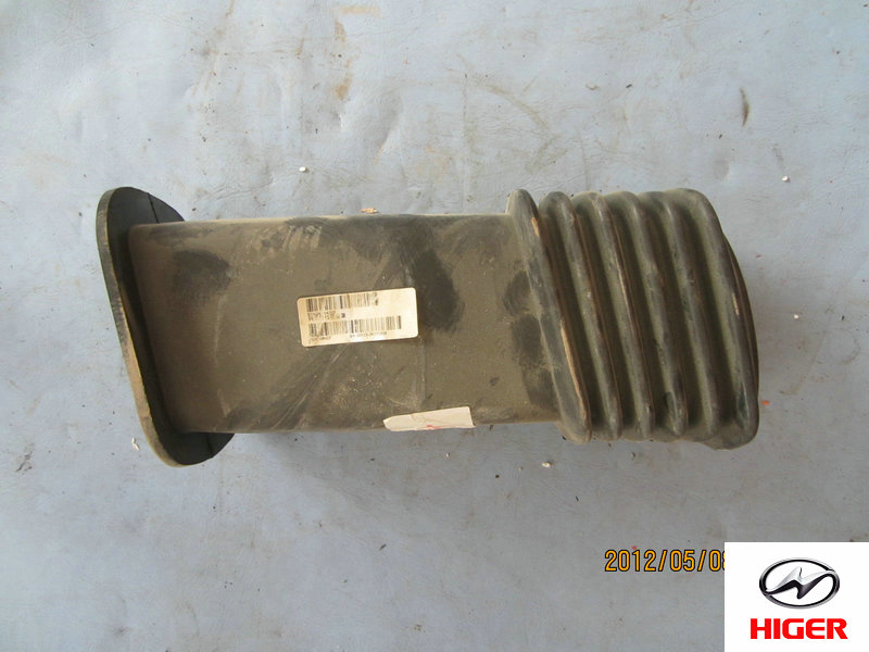 Steering column dust cover