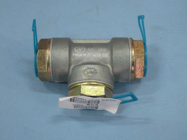 Two-way exchange valve
