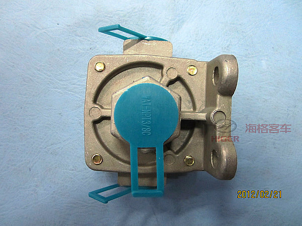 Quick discharge valve assembly-1