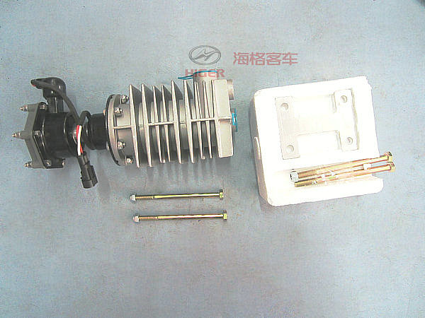 Condensing separator assembly