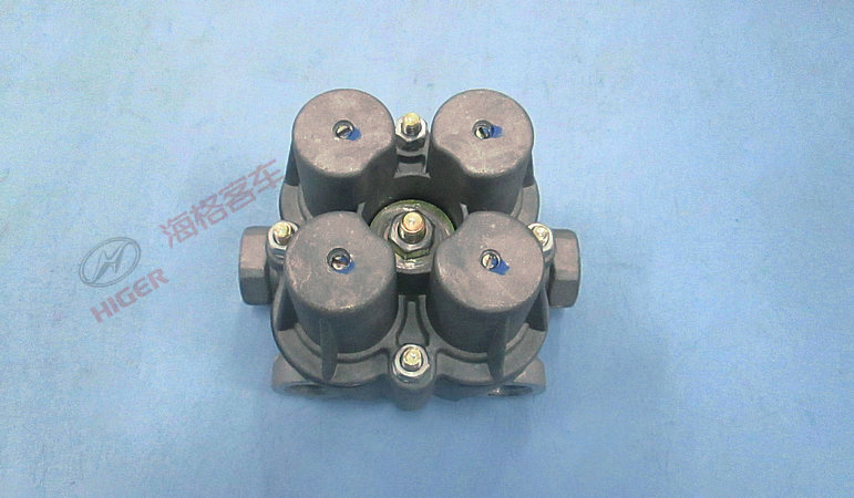 Four-loop protection valve