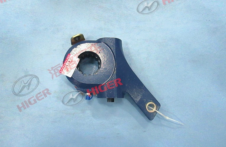 Réglage automatique de l'assemblage du bras vers l'arrière