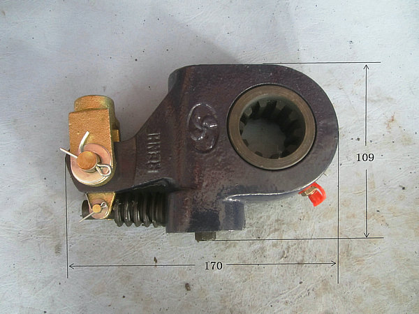 Front left automatic adjustment arm