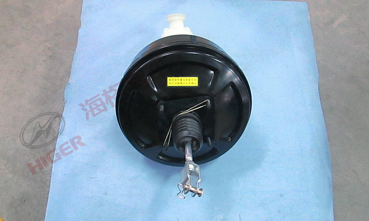 Главный тормозной насос (с разгонным устройством в сборе)-1