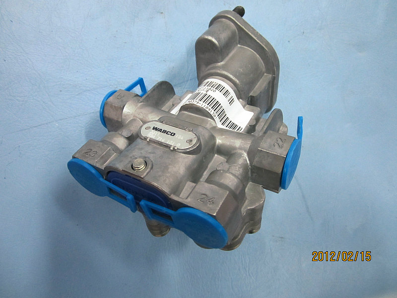 Four-loop protection valve (WABCO)-1
