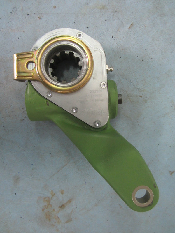 Rear Zuohande self-tuning arm assembly