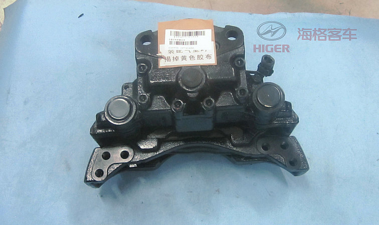 Тормозной механизм правого диска в сборе-1