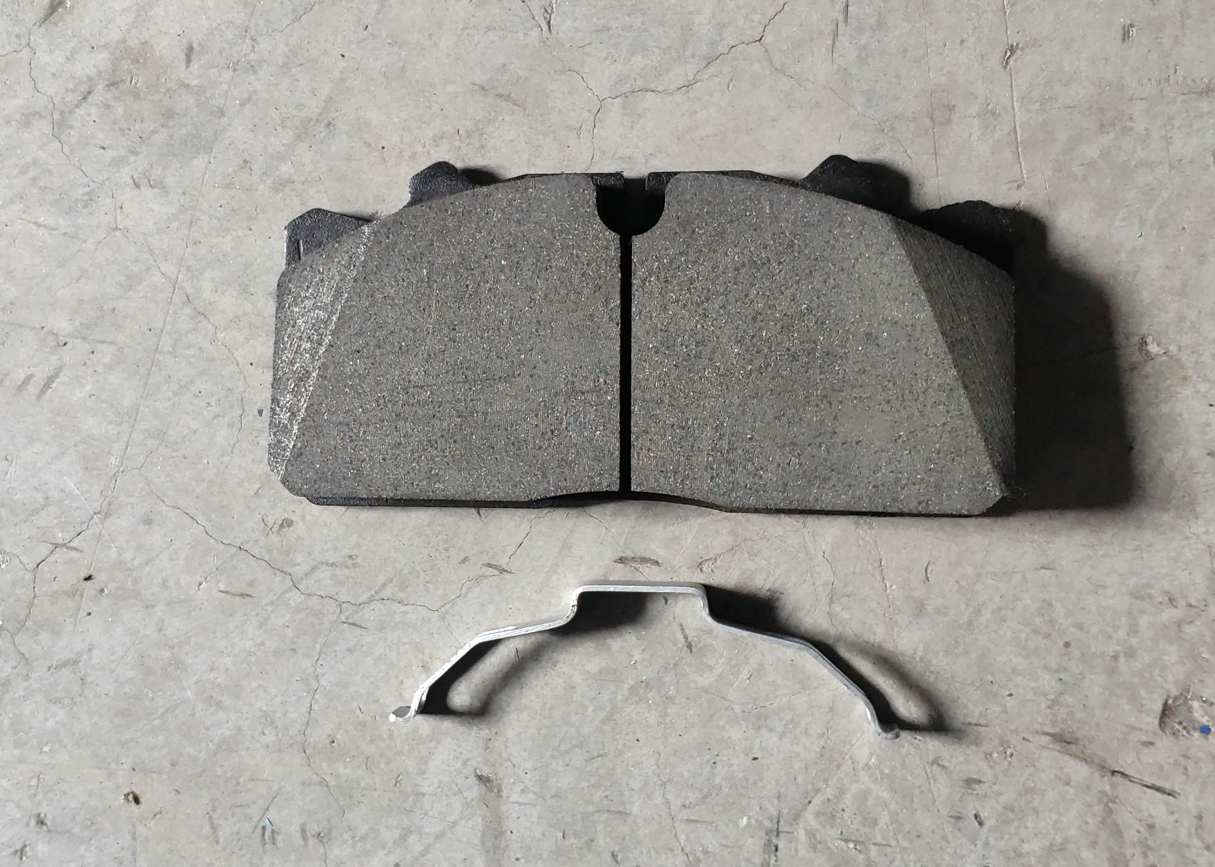 Bloc de friction (17,5 pour les autobus urbains)