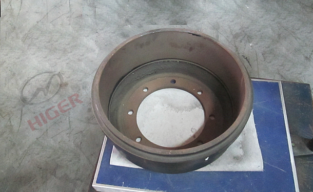 Front brake drum