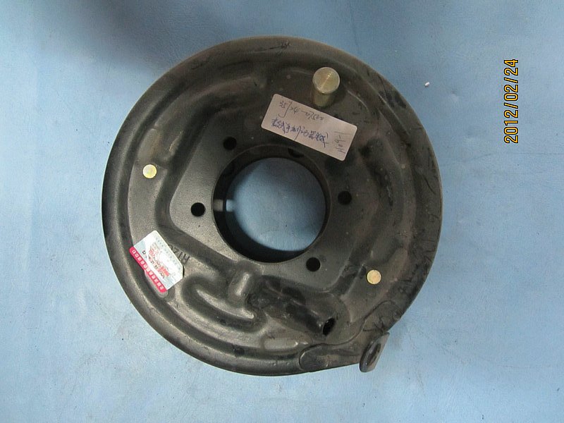 Drum hand brake assembly