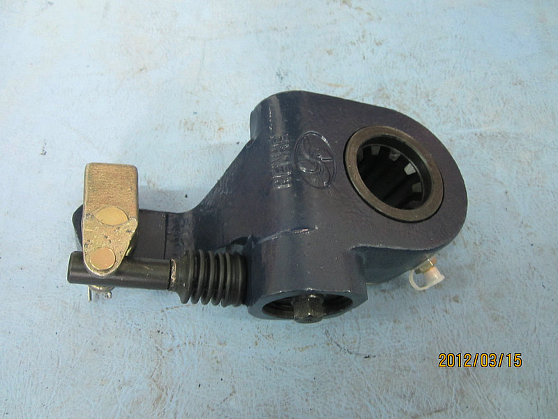 Assemblage du bras de réglage automatique gauche