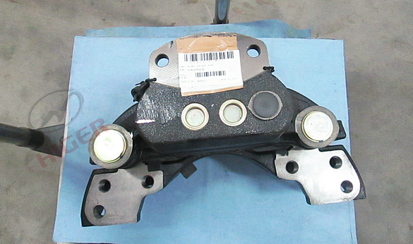 左制动钳总成-1