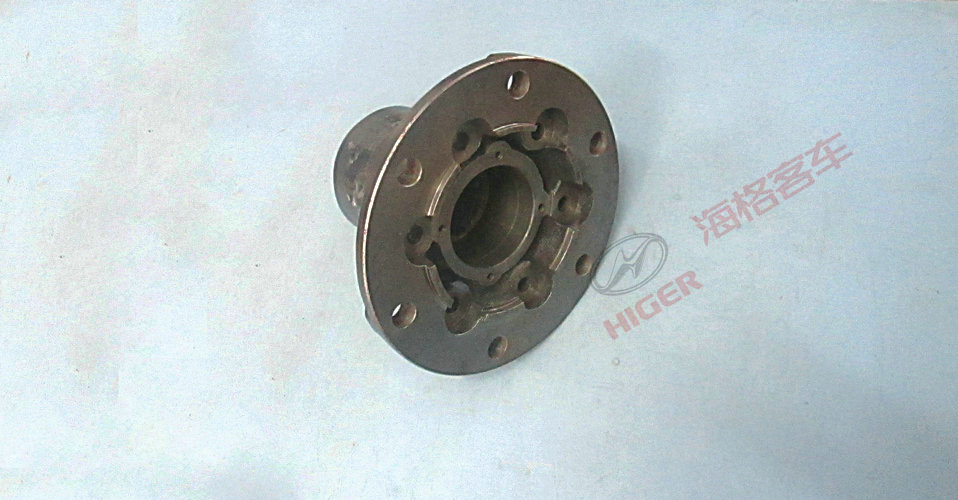 Front wheel hub