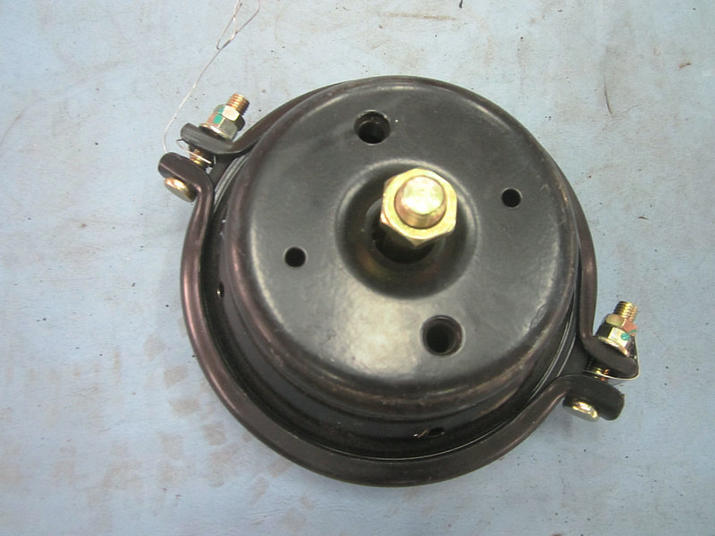 В сборе с левой тормозной камеры