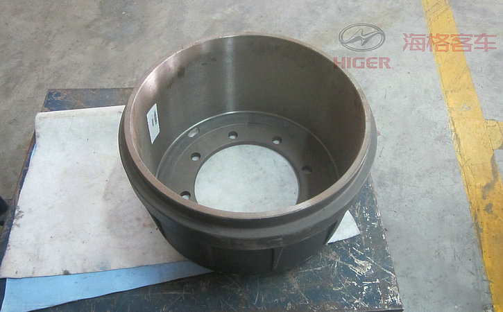 Rear brake drum