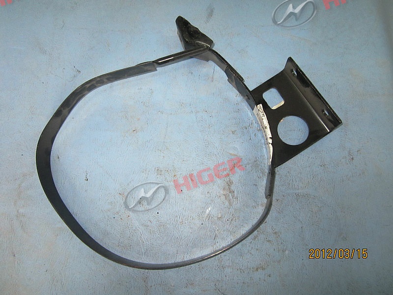 Bracket and hoop assembly