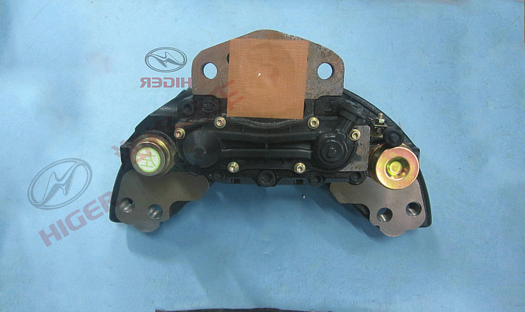 Right brake caliper assembly
