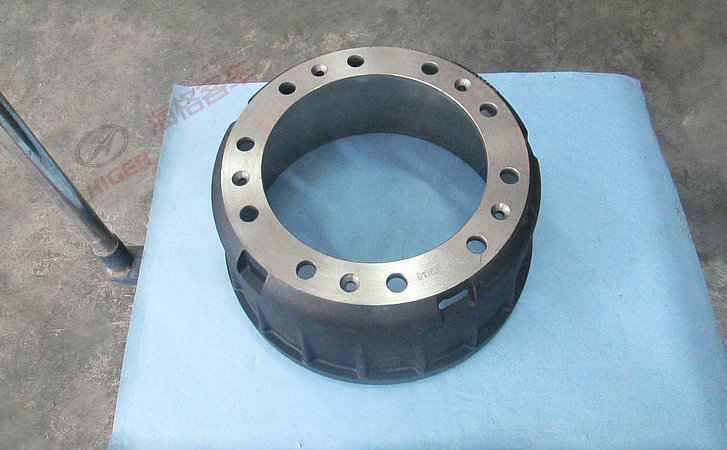 Front brake drum