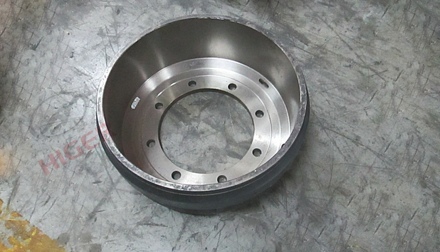Front brake drum-1