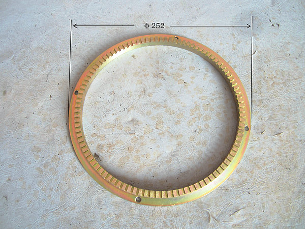 engrenage arrière de l ' ABS (sur disque de frein)