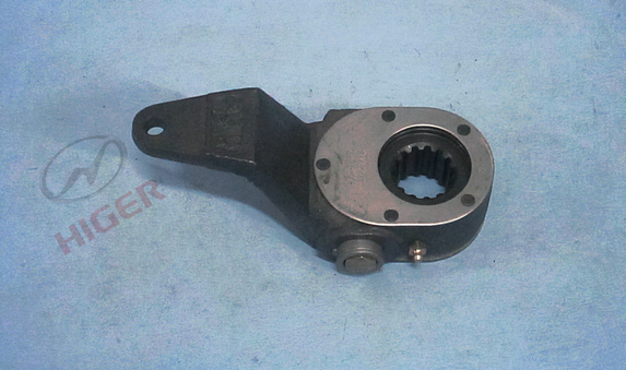 Manual adjustment arm on the left rear