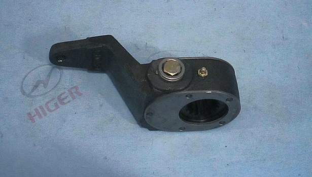 Manual adjustment arm on the left rear-1