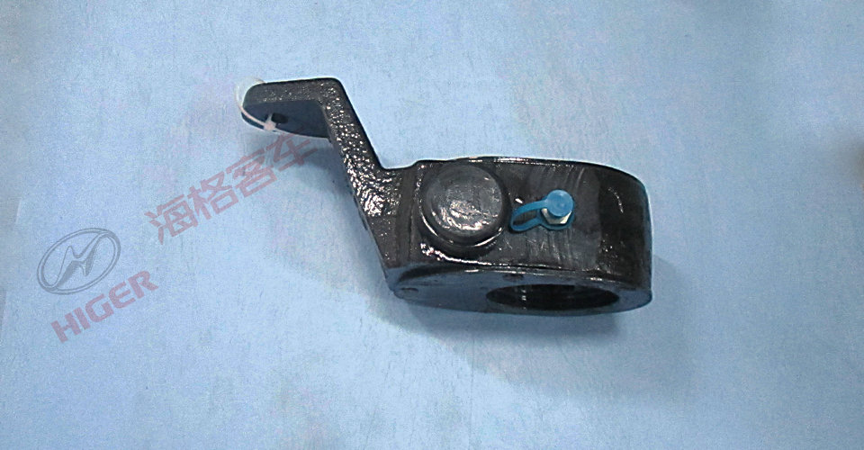 Front right manual adjustment arm assembly