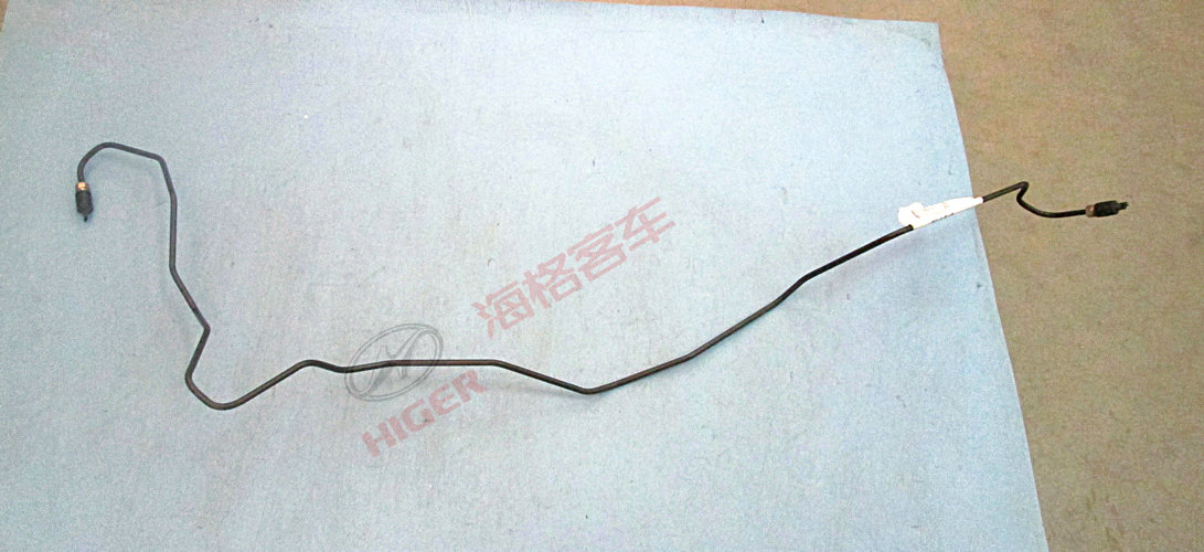 Brake oil pipe assembly