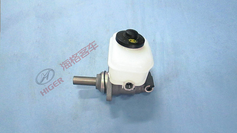 Pompe maître de frein-1