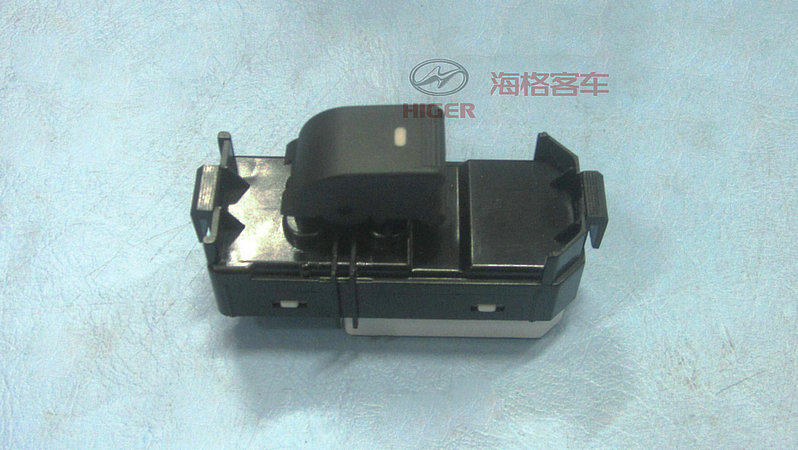 Interrupteur de levage électrique de la porte arrière