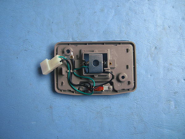 Rear ceiling light assembly