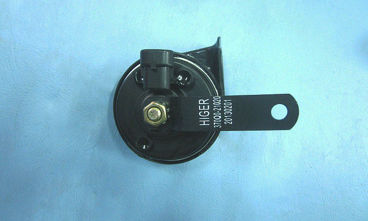 Haut-parleur basse-1