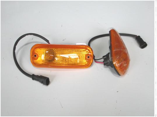 Side turn signal